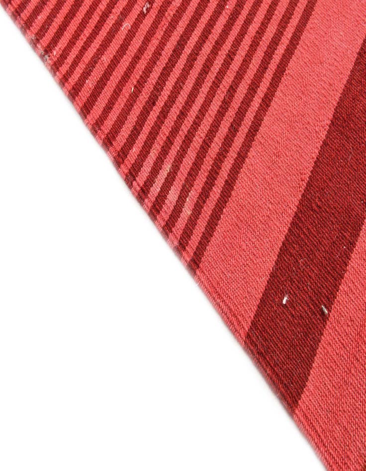 Detail image of  6' 8 x 9' 3  Hand Woven Kilim Modern Wool Rug