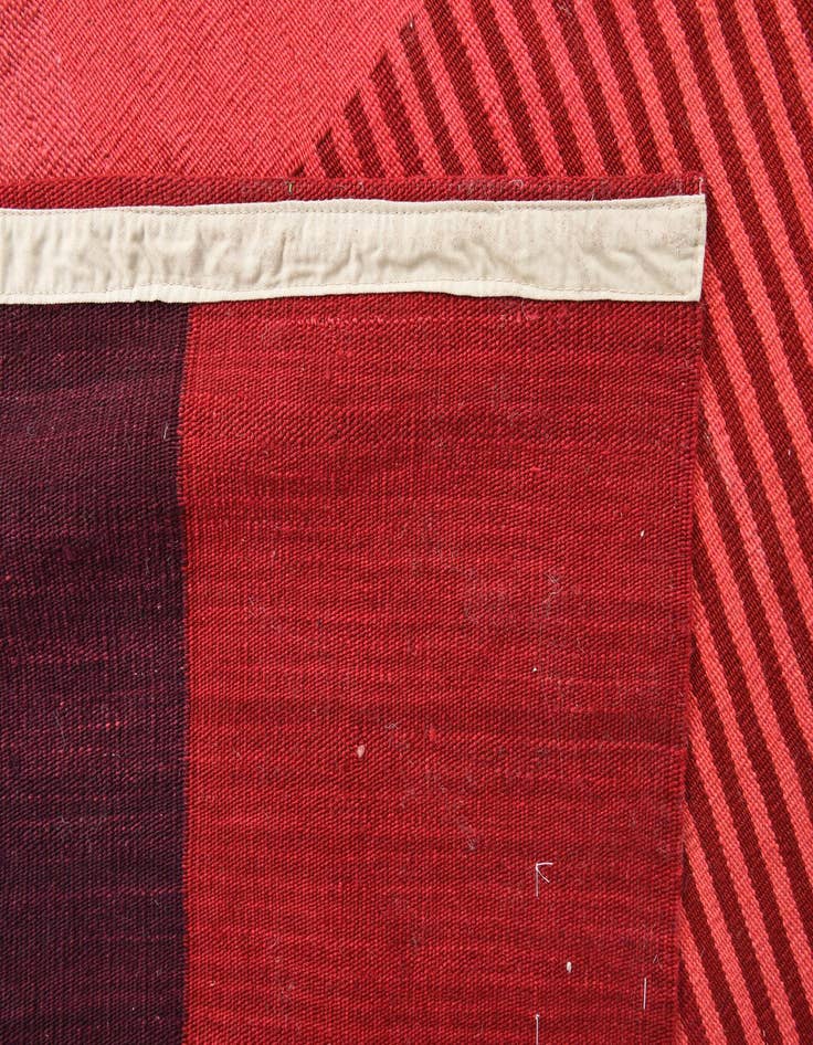 Detail image of  6' 8 x 9' 3  Hand Woven Kilim Modern Wool Rug