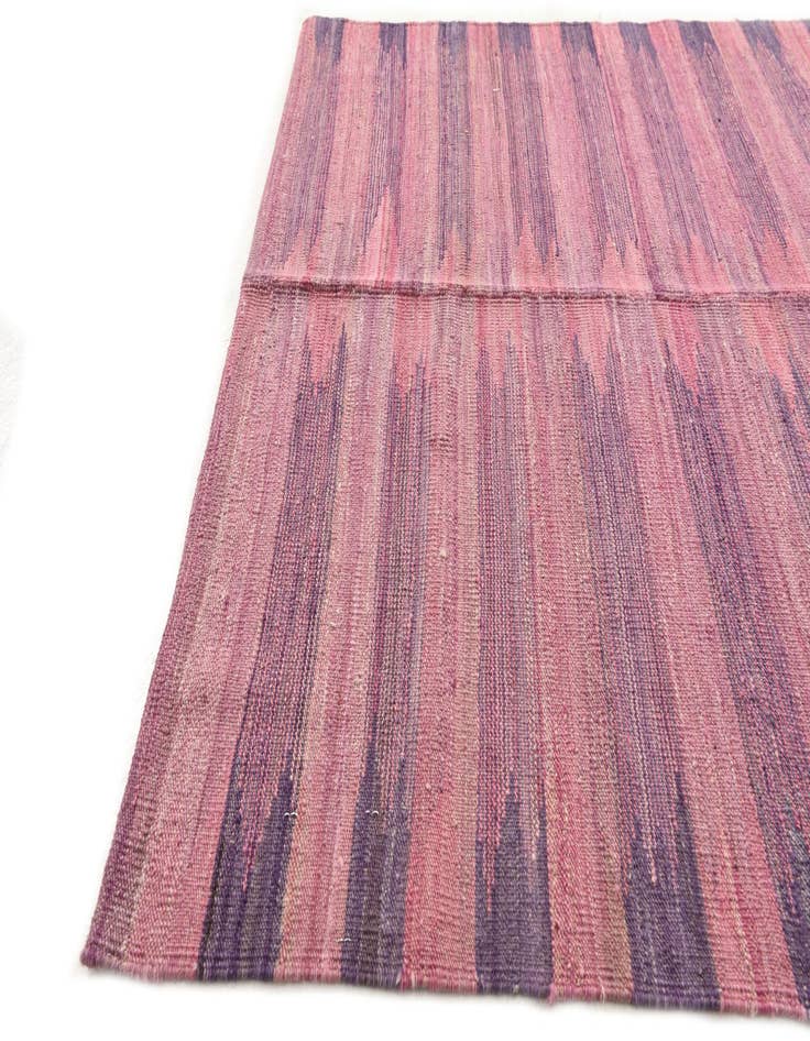 Detail image of  4' 4 x 5' 9  Hand Woven Kilim Modern Wool Rug