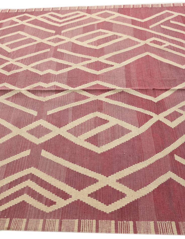 Detail image of  6' 9 x 9' 9  Hand Woven Kilim Modern Wool Rug
