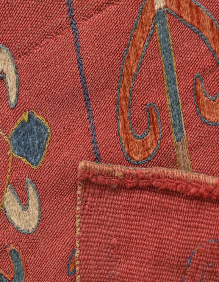 Detail image of  5' 9 x 7' 2  Hand Woven Kilim Suzani Wool Rug