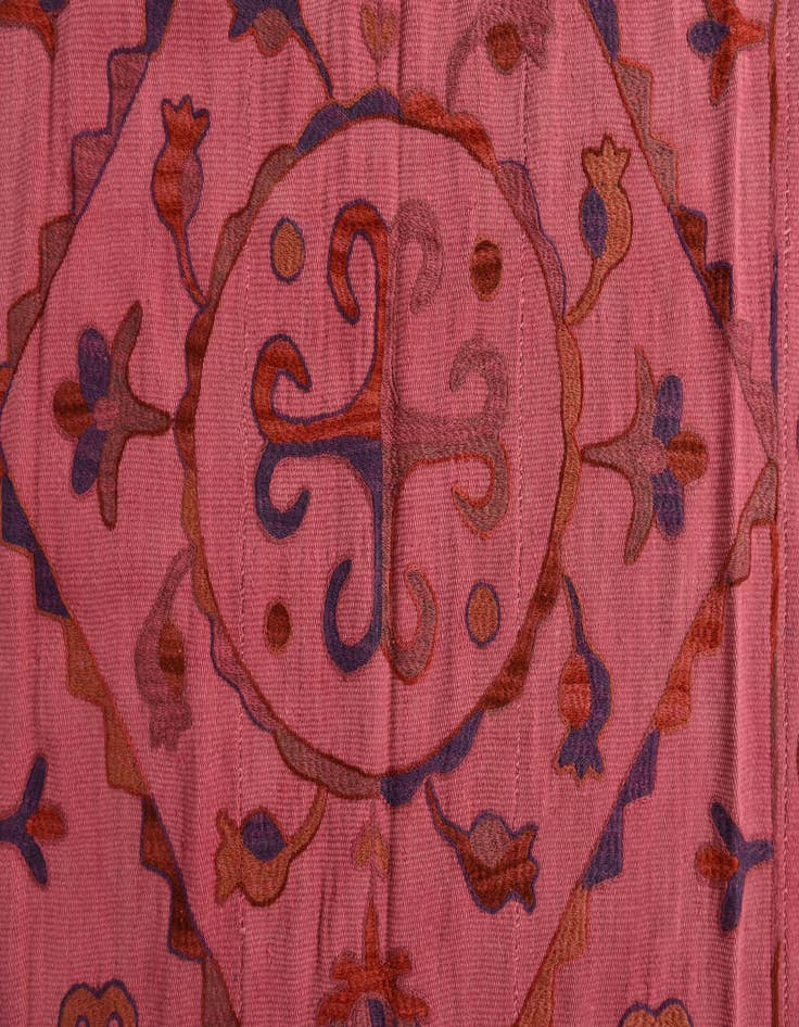 Detail image of  5' 6 x 7' 7  Hand Woven Kilim Suzani Wool Rug