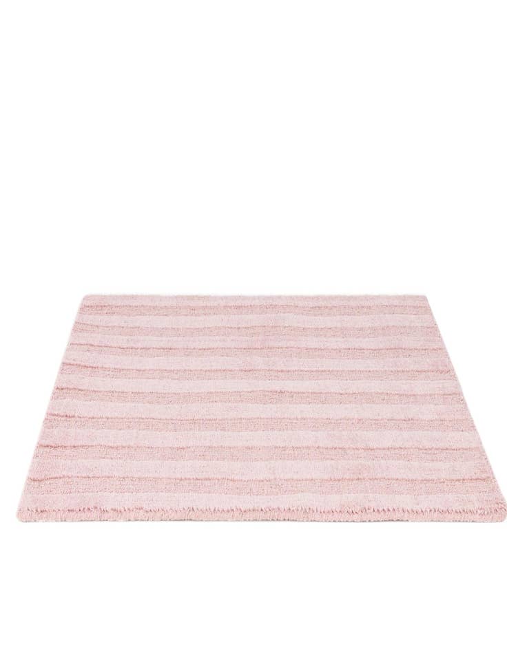 Detail image of  2' 2 x 3' 1  Hand Woven Lana New Zealand Wool Rug