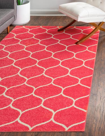  4' x 6' Lattice Frieze Rug