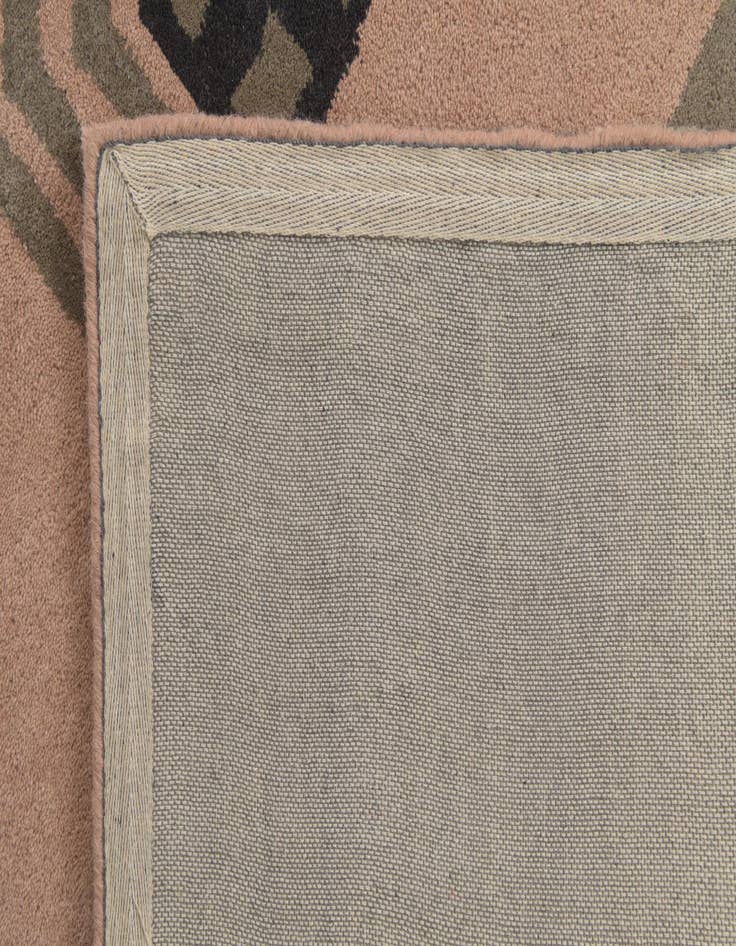 Detail image of  5' x 8' Luna Rug