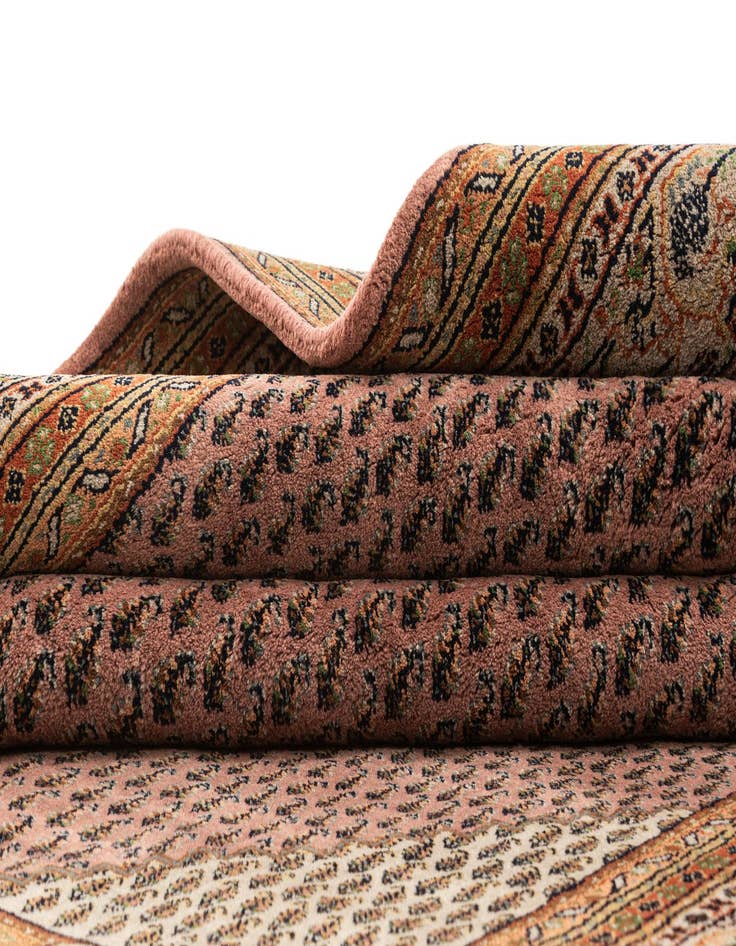 Detail image of  6' 8 x 9' 5  Hand Knotted Mir Wool Rug