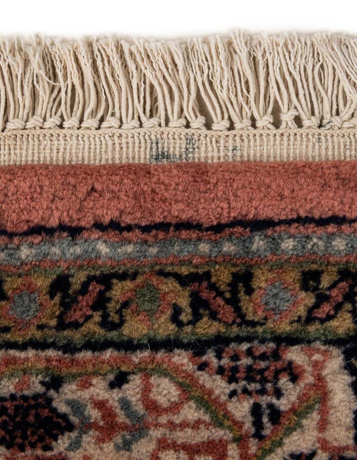 Detail image of  3' 1 x 5' 1  Hand Knotted Mir Wool Rug