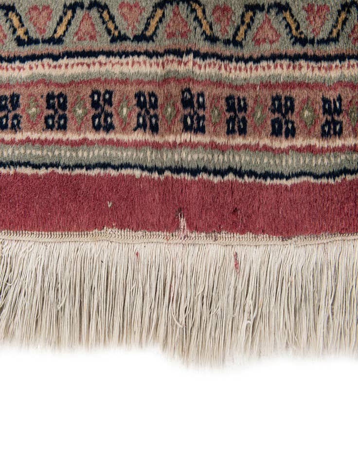 Detail image of  6' 7 x 9' 9  Hand Knotted Mir Wool Rug