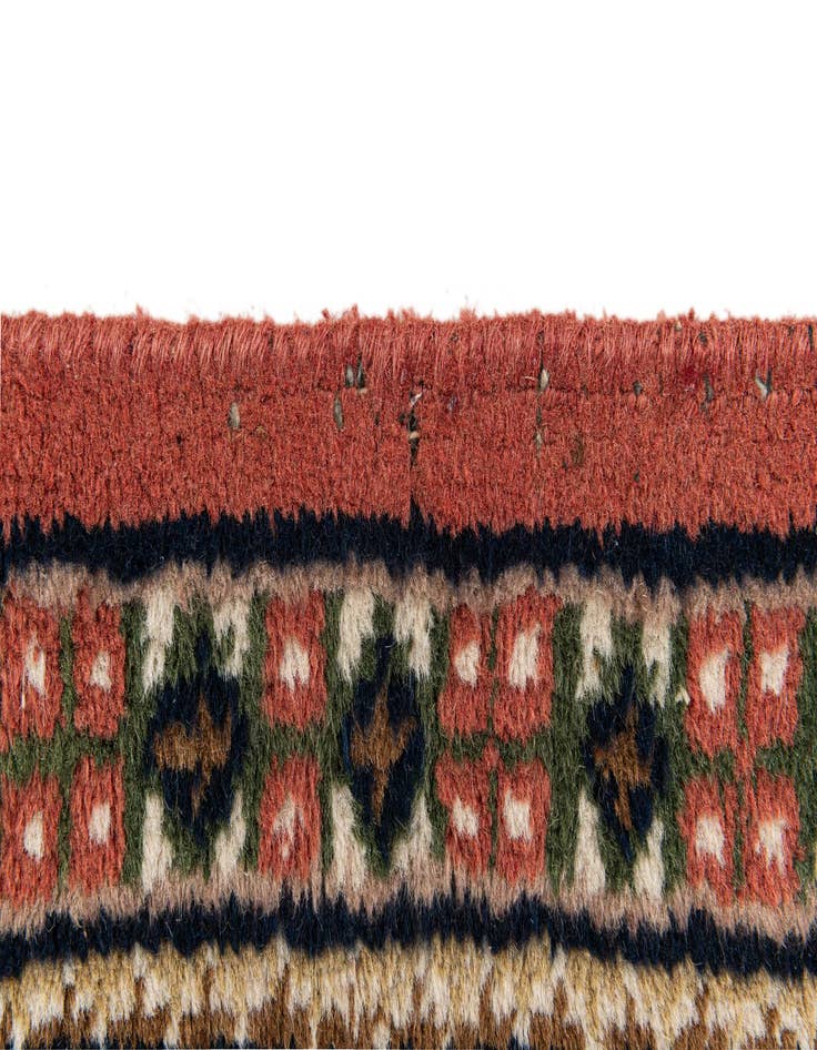 Detail image of  3' 11 x 6'  Hand Knotted Mir Wool Rug