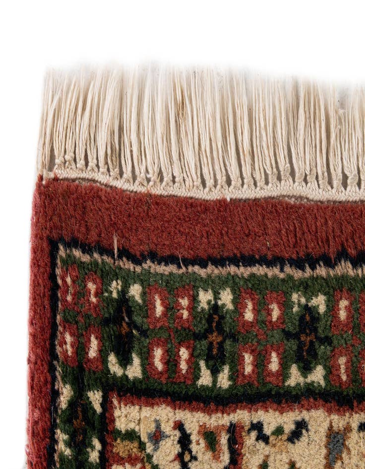 Detail image of  3' x 5' 4  Hand Knotted Mir Wool Rug