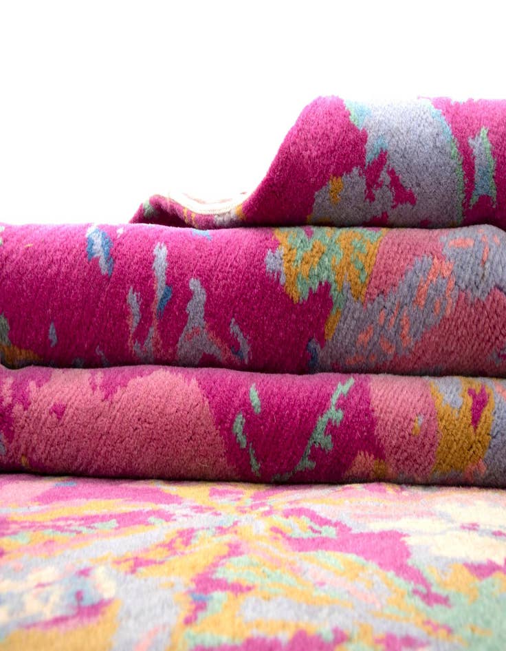 Detail image of  7' 8 x 9' 10 Modern Himalaya Wool Rug