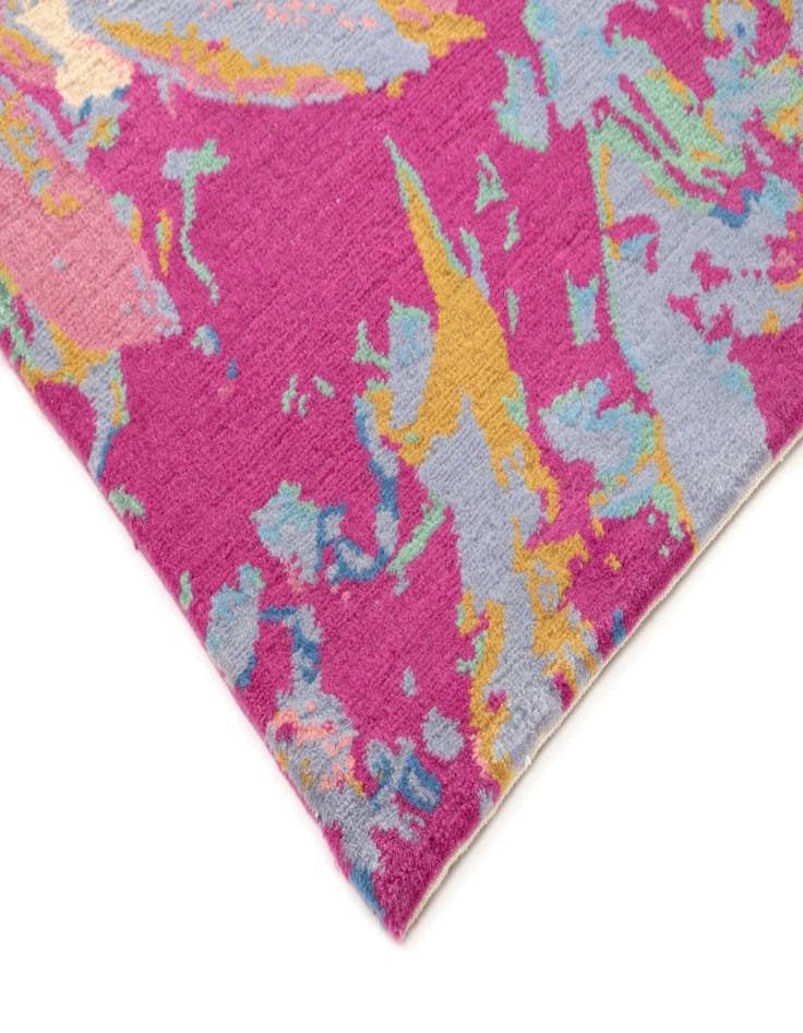 Detail image of  7' 8 x 9' 10 Modern Himalaya Wool Rug