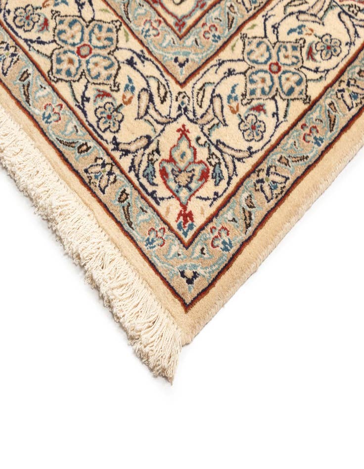 Detail image of  6' 10 x 10' Nain Wool Rug