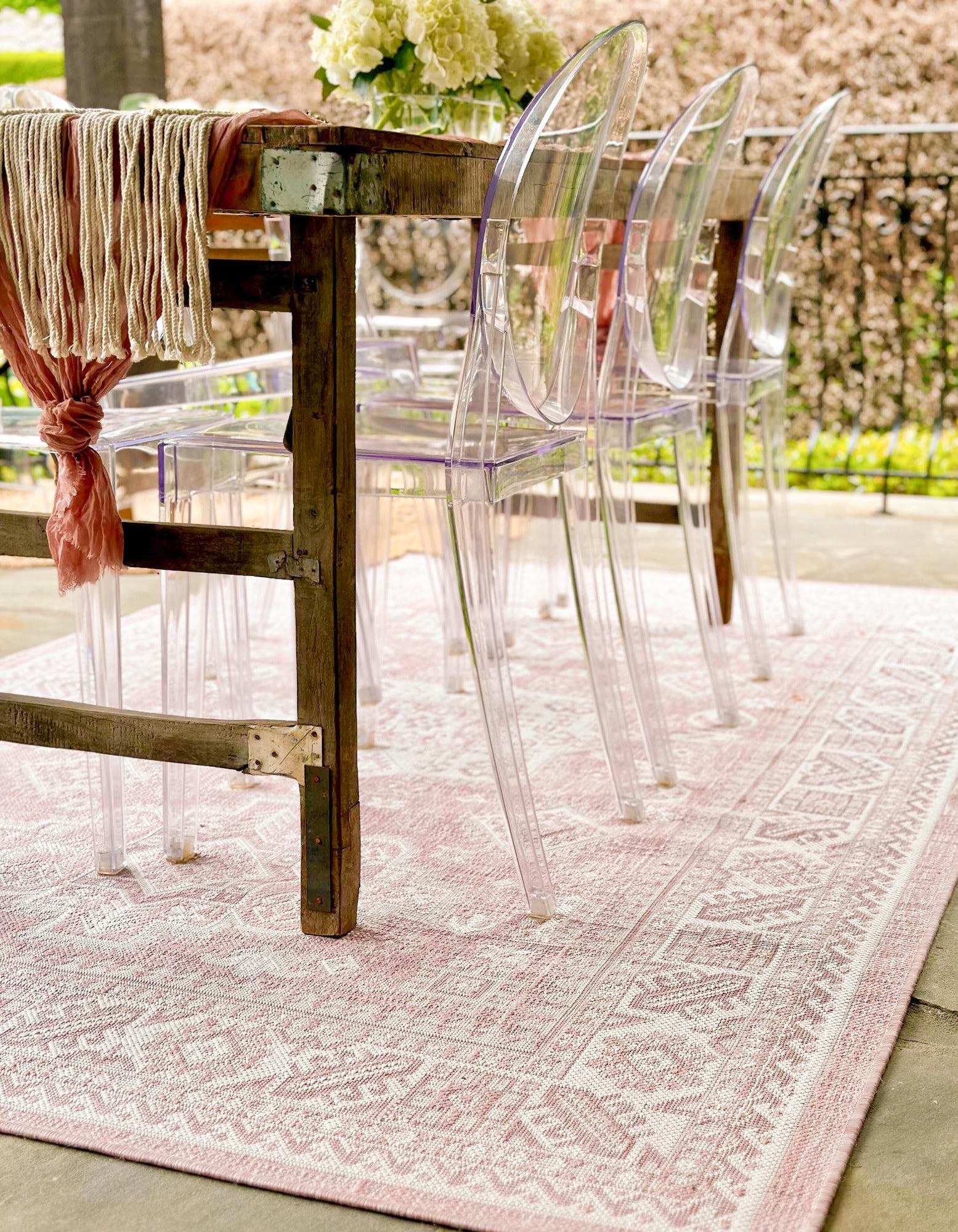 Pink 2' x 3' Aztec Indoor / Outdoor Rug | Rugs.com