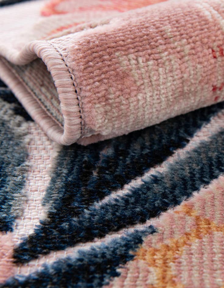 Detail image of  8' 2 x 10'  Washable Botanical Indoor / Outdoor Rug