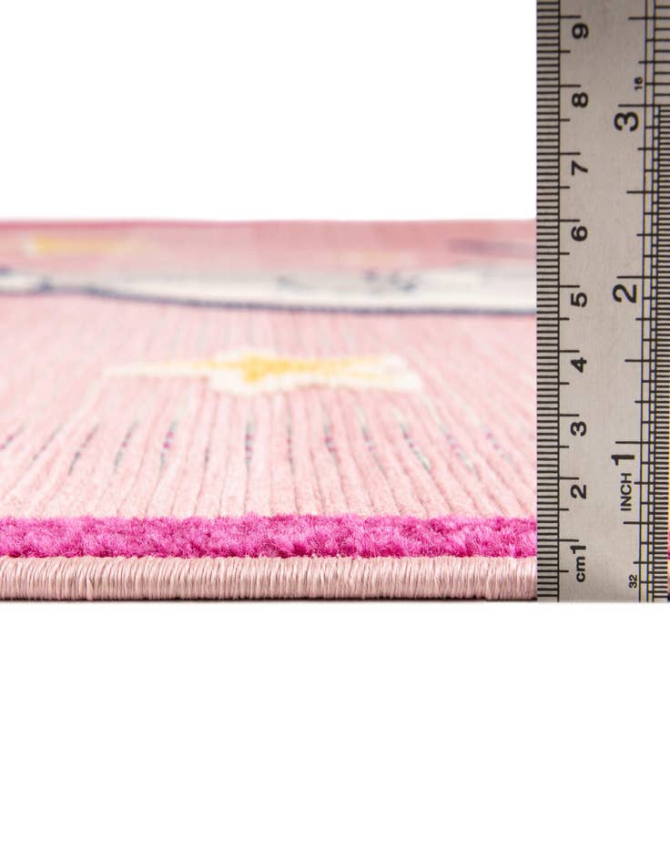 Detail image of  5' 3 x 7' 7  Washable  Indoor / Outdoor Rug