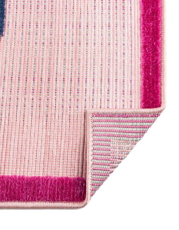 Detail image of  5' 3 x 7' 7  Washable  Indoor / Outdoor Rug