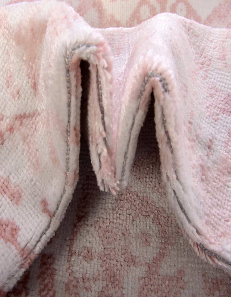 Detail image of  8' x 10' Oxford Rug