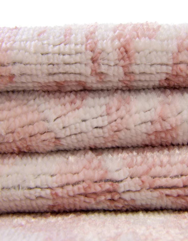 Detail image of  8' x 10' Oxford Rug