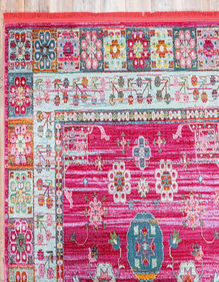 Detail image of  5' 5 x 8' Santiago Rug