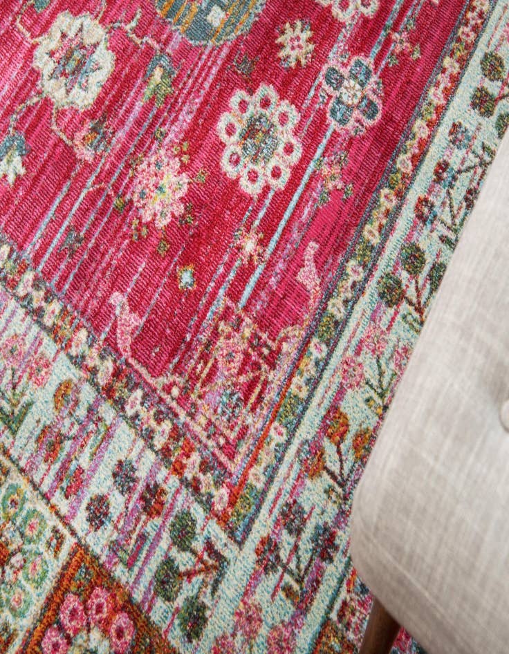 Detail image of  5' 5 x 8' Santiago Rug