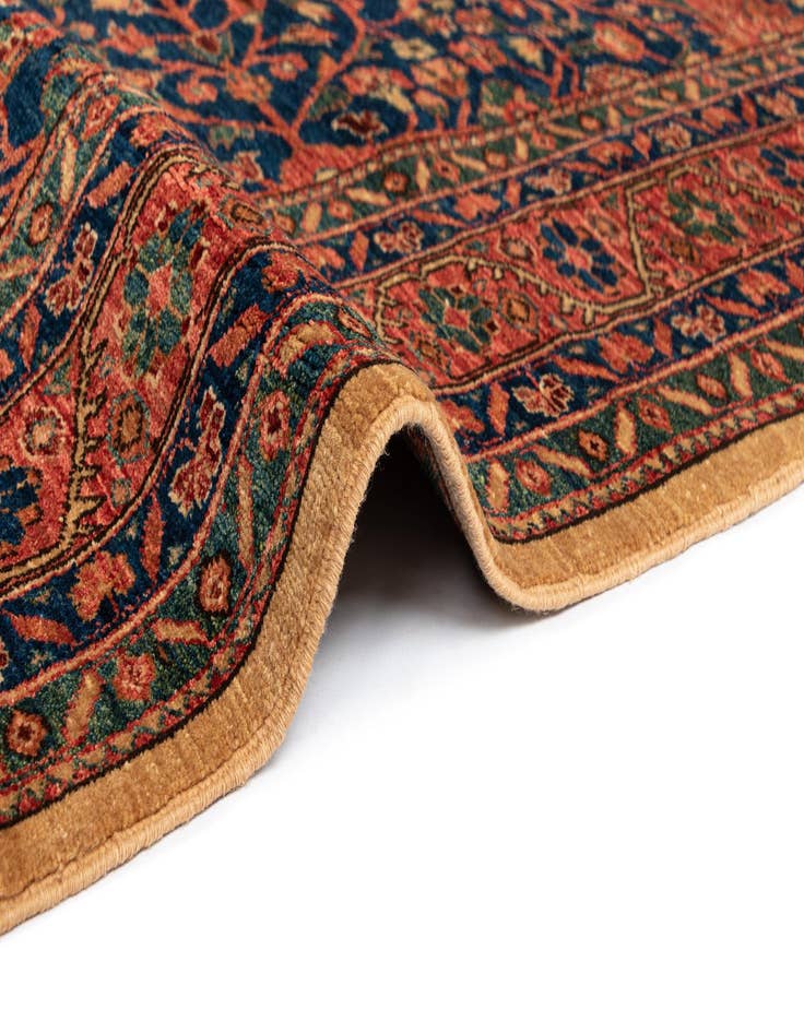 Detail image of  5' 9 x 7' 8 Sara Rug