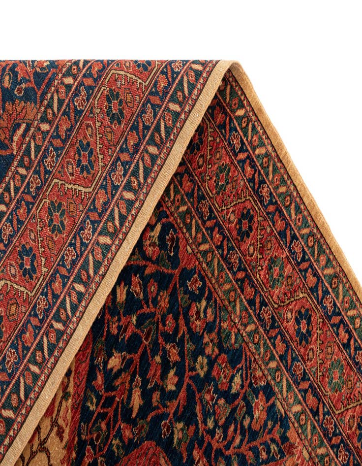 Detail image of  5' 9 x 7' 8 Sara Rug