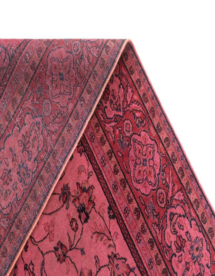 Detail image of  6' 10 x 10' 5 Sarough Rug