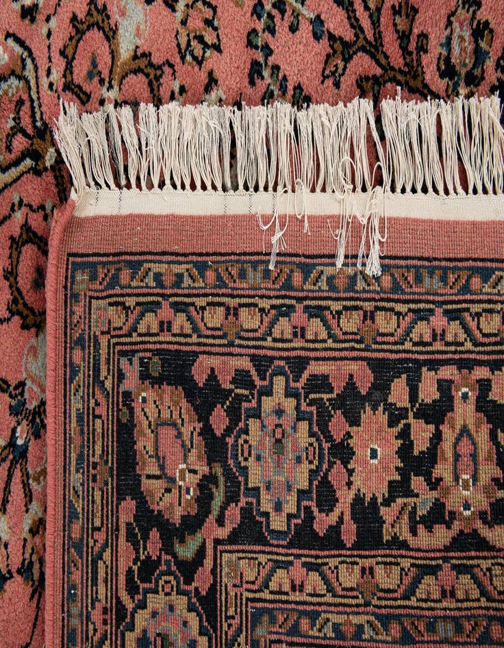 Detail image of  4' 6 x 6' 10  Hand Knotted Sarough Oriental Wool Rug