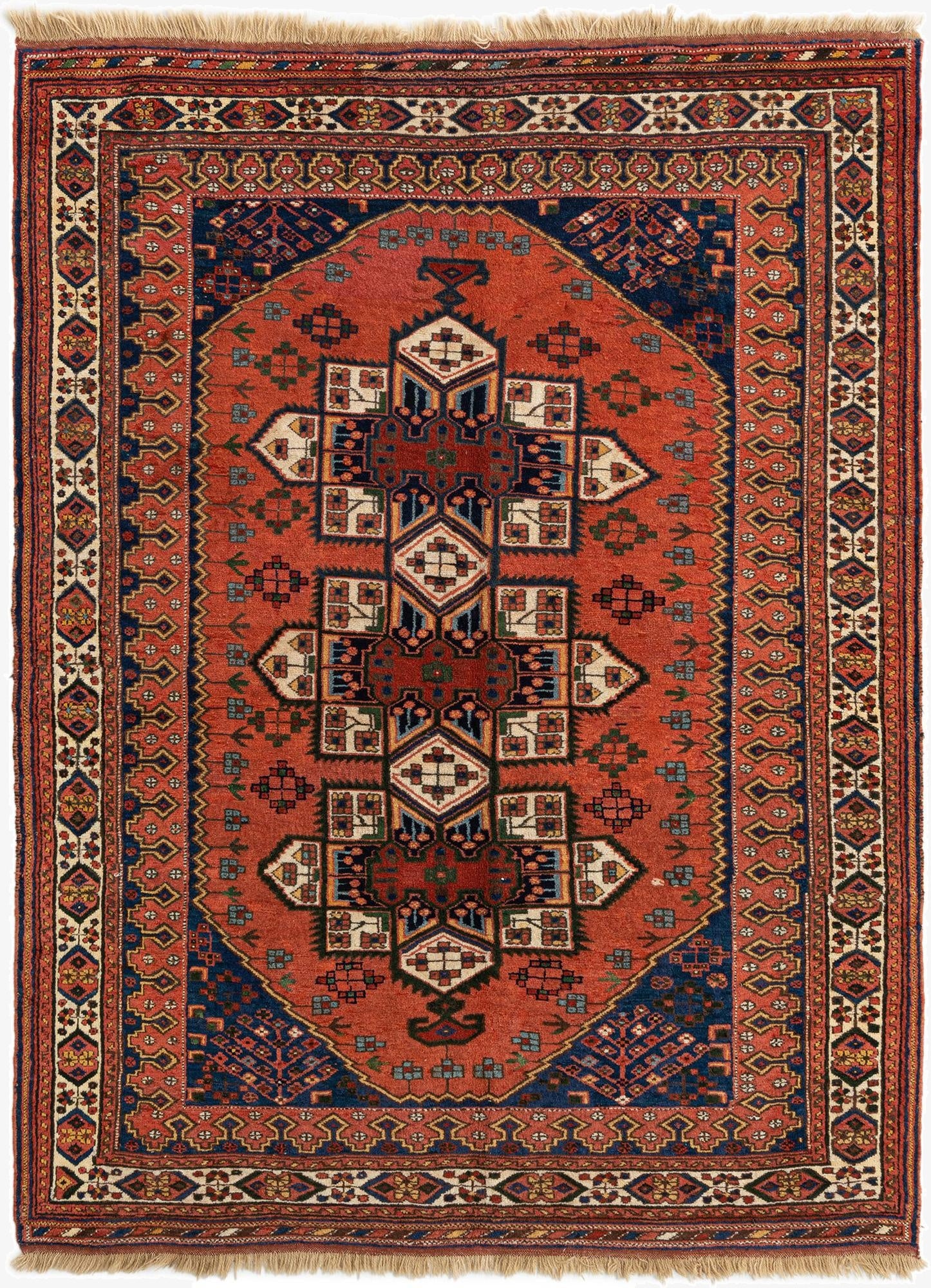  5' 1 x 7' Shiraz Wool Rug