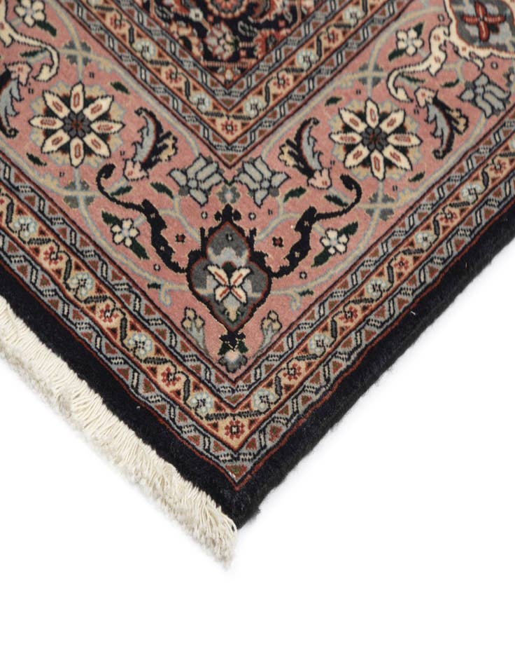Detail image of  5' 1 x 6' 7 Tabriz Mahi Wool Rug