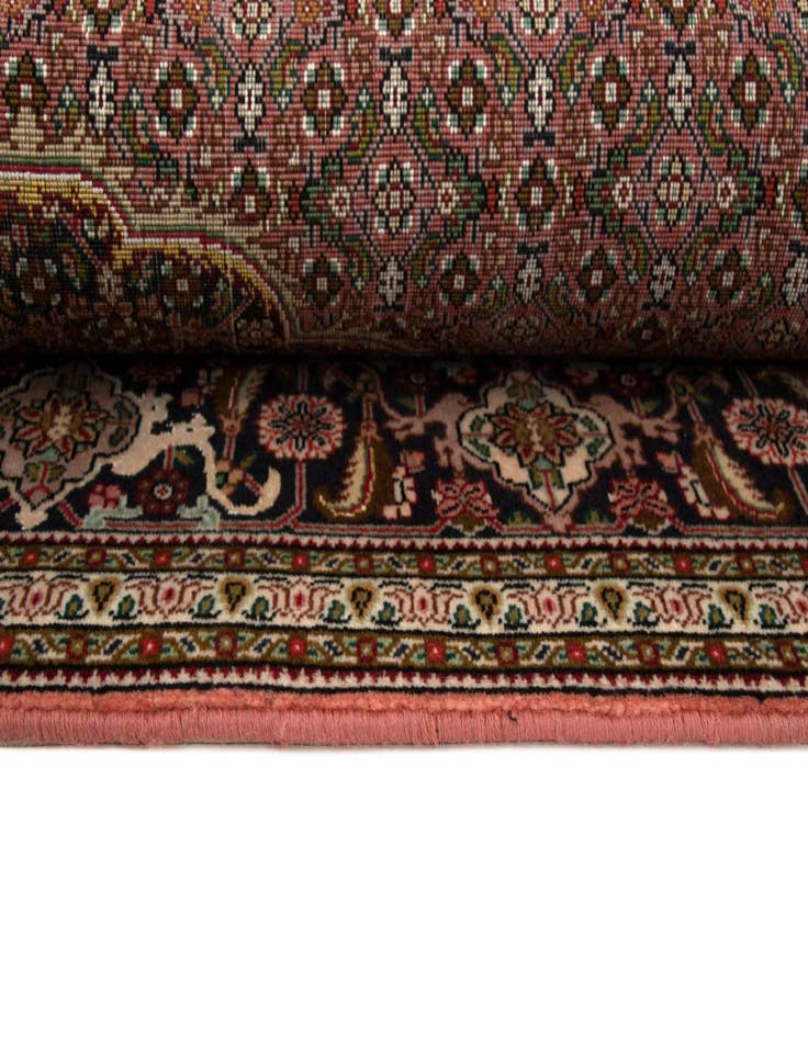 Detail image of  5' 1 x 6' 10 Tabriz Rug