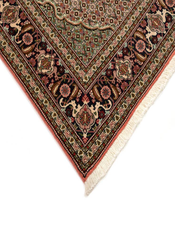 Detail image of  5' 1 x 6' 10 Tabriz Rug