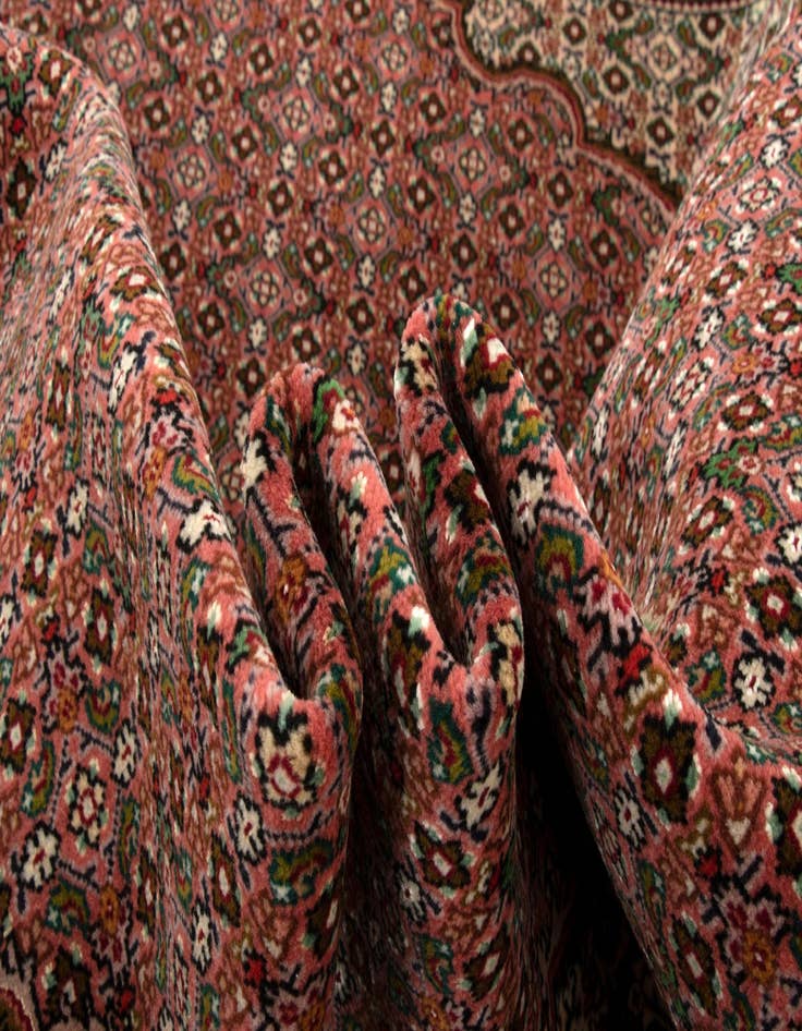 Detail image of  5' 1 x 6' 10 Tabriz Rug