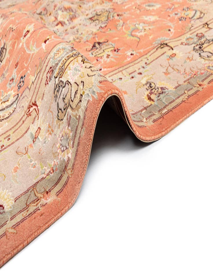 Detail image of  5' 2 x 6' 7 Tabriz Rug