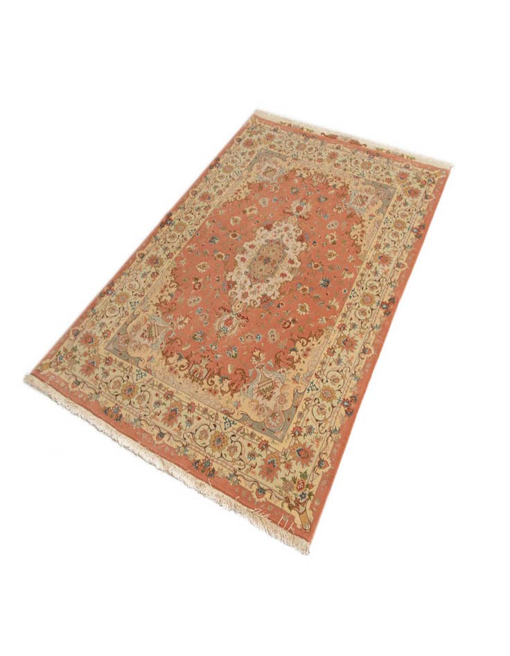 Detail image of  4' 11 x 7' Tabriz Rug