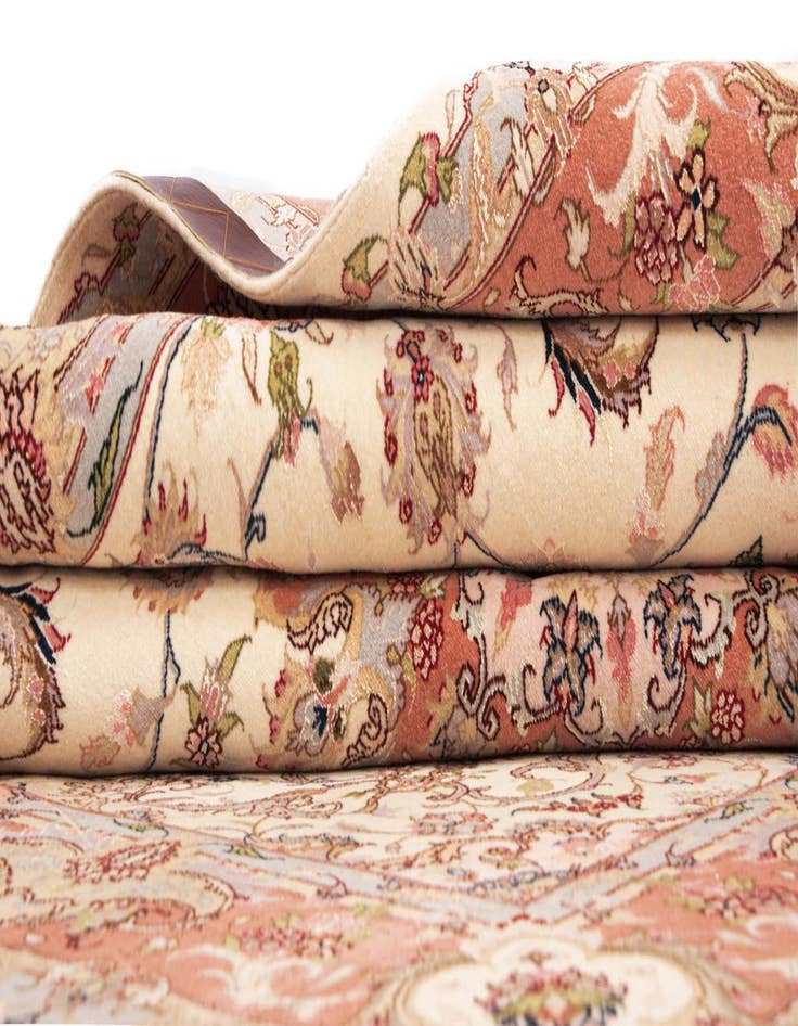 Detail image of  5' x 7' Tabriz Rug