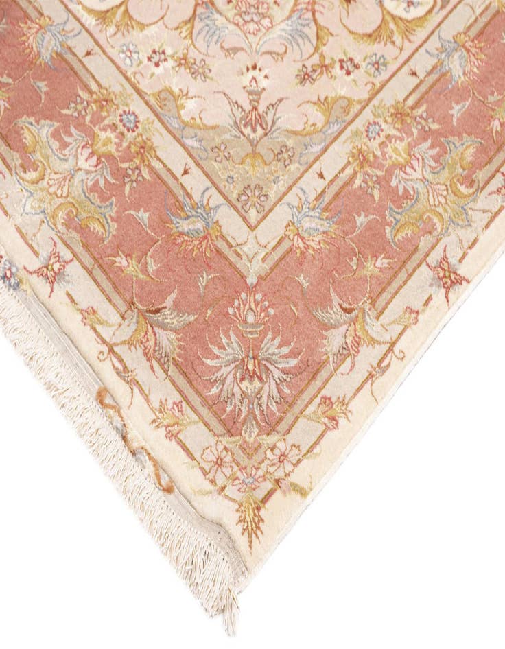 Detail image of  4' 11 x 6' 11 Tabriz Rug