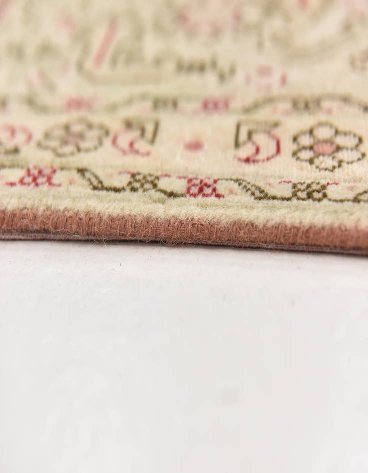 Detail image of  6' 8 x 10'  Hand Knotted Tabriz Persian Rug