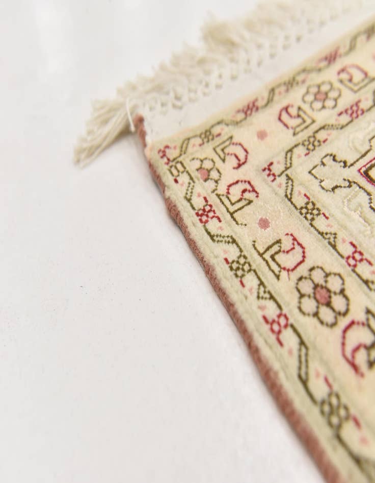 Detail image of  6' 8 x 10'  Hand Knotted Tabriz Persian Rug