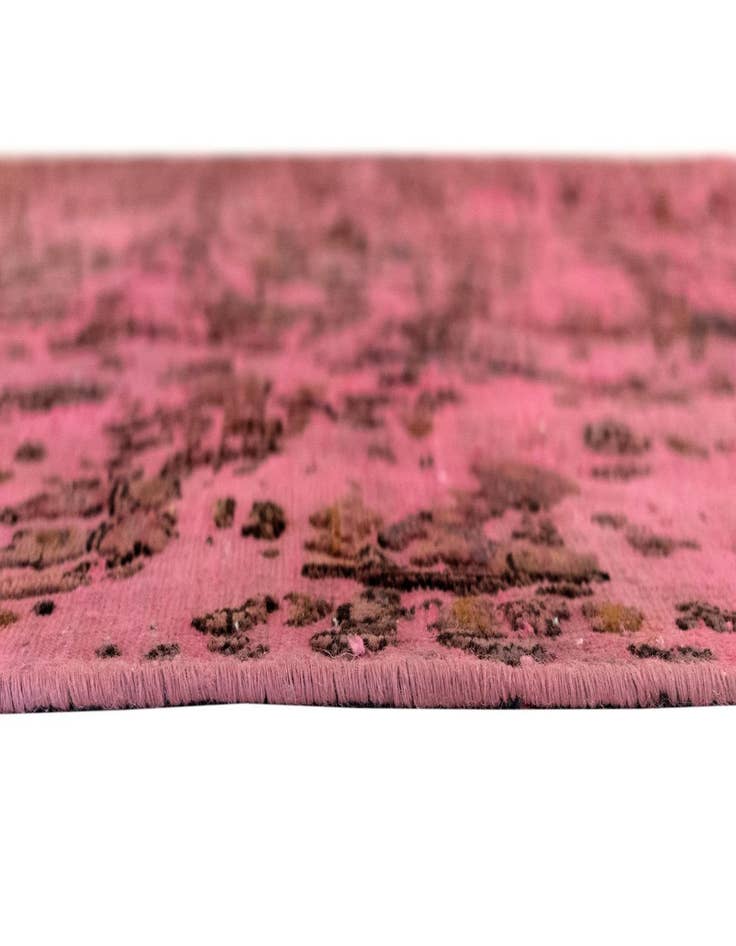 Detail image of  5' 7 x 9' 8 Vintage Royal Wool Rug