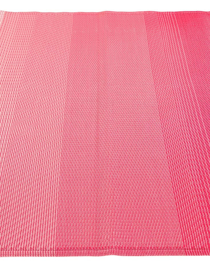 Detail image of  4' x 6'  Washable Vista Breeze Indoor / Outdoor Rug