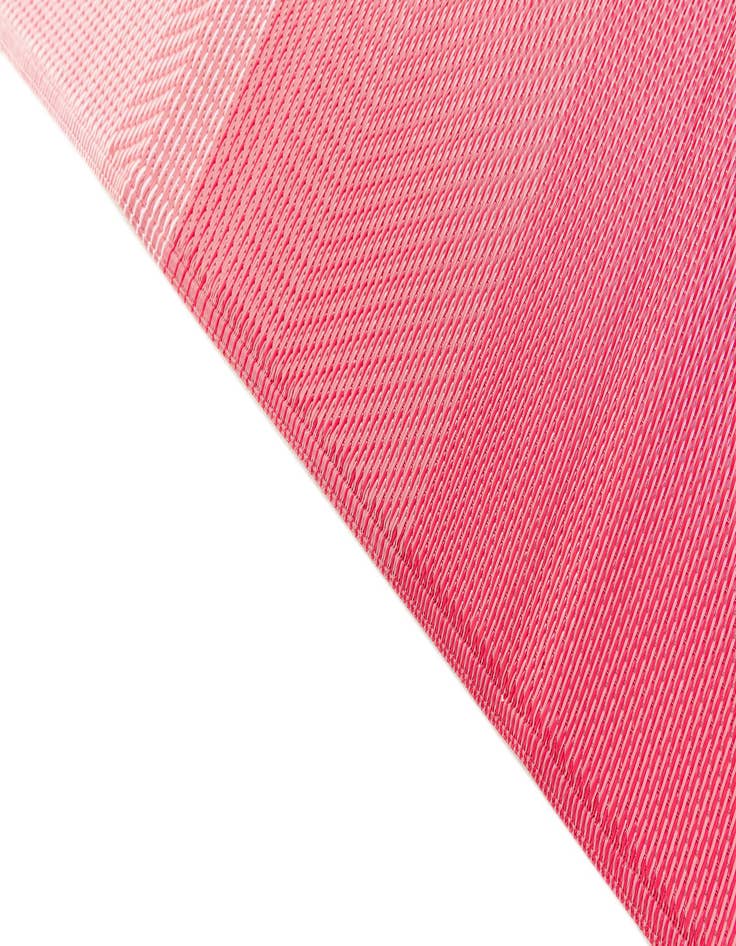 Detail image of  4' x 6'  Washable Vista Breeze Indoor / Outdoor Rug