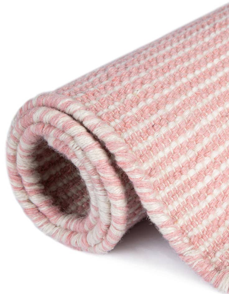 Detail image of  2' 7 x 8'  Washable Jill Zarin Palm Springs Indoor / Outdoor Runner Rug