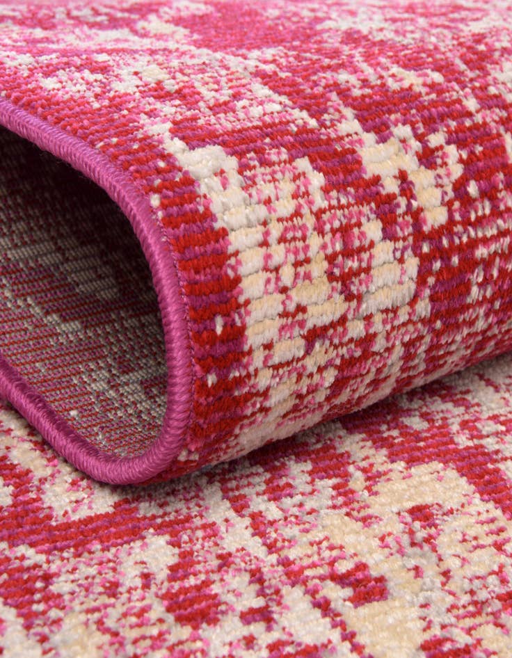 Detail image of  4' x 4' Amulet Round Rug