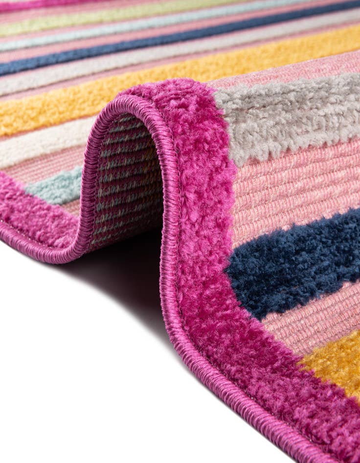 Detail image of  3' 3 x 3' 3  Washable Aruba Indoor / Outdoor Round Rug