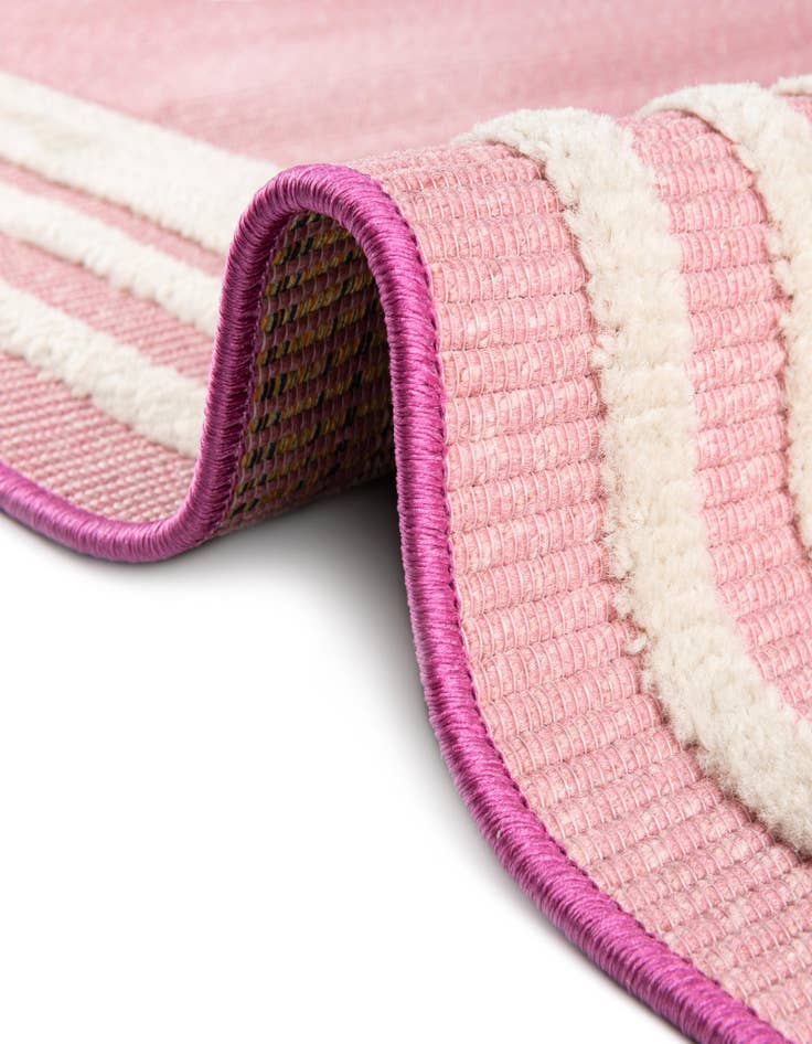 Detail image of  3' 3 x 3' 3  Washable Aruba Indoor / Outdoor Round Rug