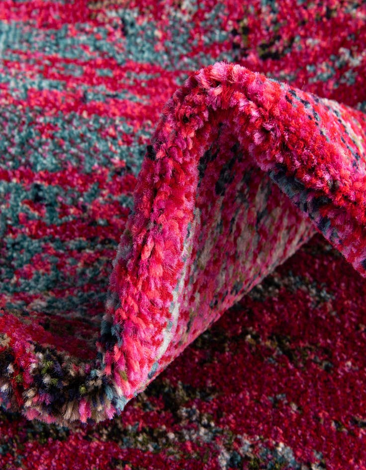 Detail image of  8' x 8'  Washable Carnevale Round Rug