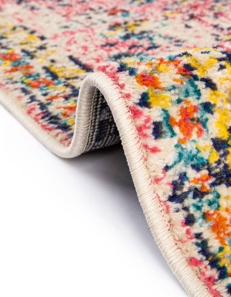 Detail image of  4' x 4'  Washable El Paso Round Rug