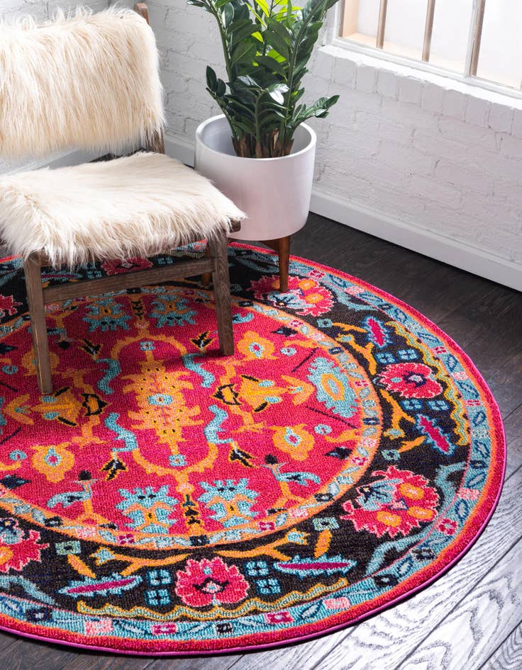 Detail image of  6' x 6'  Washable Fleur Round Rug